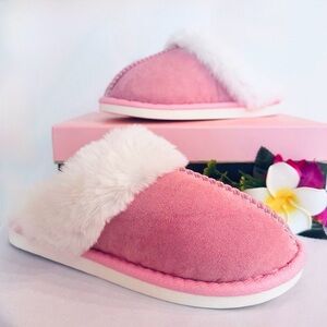 SHEIN ~ Cozy Pink Slip-On Slippers with White Fur Accents size 7.5